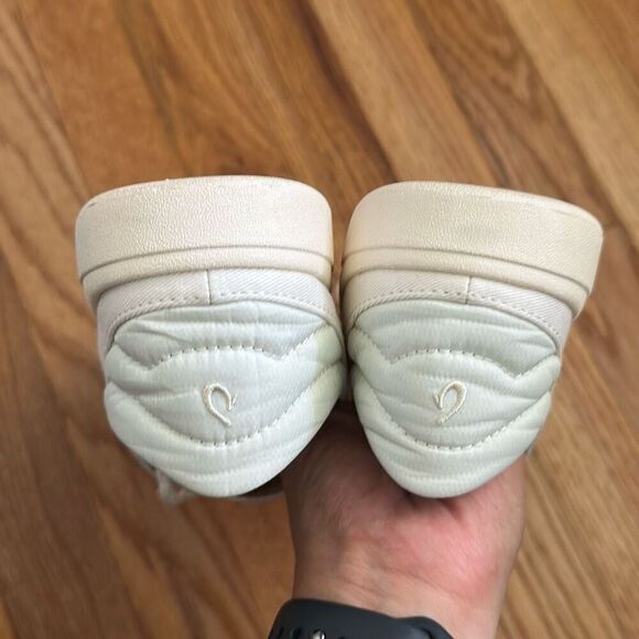 OluKai Kohu Canvas Off White Sneakers Women’s Size 7.5 - Picture 9 of 12